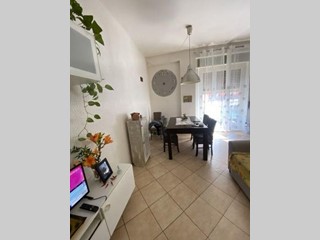 Trilocale in Vendita a Arcola, zona Romito Magra, 125'000&euro;, 67 m², arredato