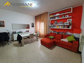 Quadrilocale in Vendita a Ascoli Piceno, 80'000&euro;, 96 m²