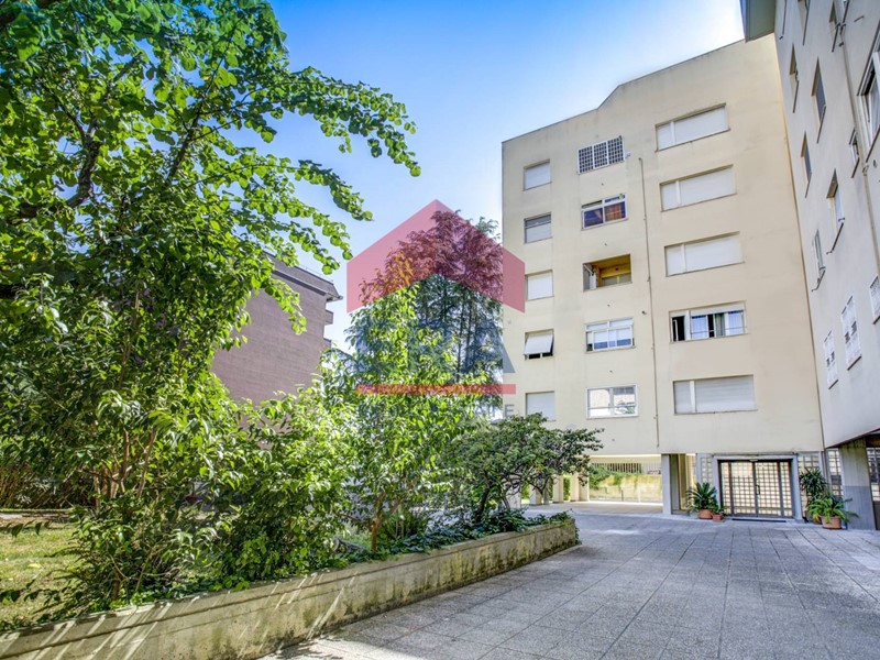 Quadrilocale in Vendita a Roma, 429'000&euro;, 132 m²