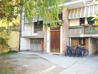 Trilocale in Vendita a Ferrara, 145'000&euro;, 67 m²