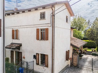 Quadrilocale in Vendita a Felino, 170'000&euro;, 111 m²
