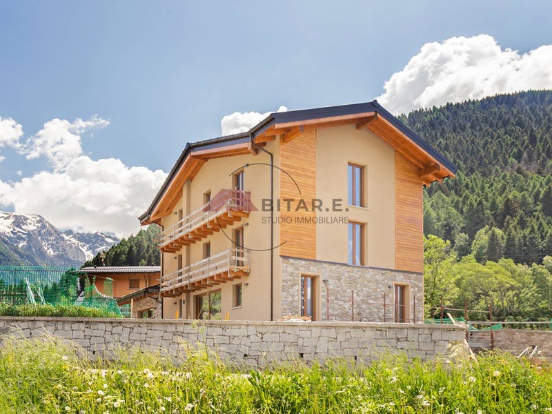 Trilocale in Vendita a Temù, 499'000&euro;, 111 m²