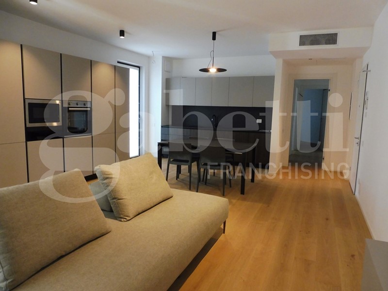Trilocale in Vendita a Bassano del Grappa, 340'000&euro;, 120 m², con Box