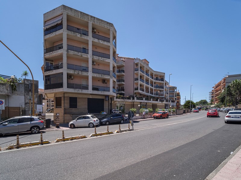 Attico in Vendita a Messina, 155'000&euro;, 92 m², arredato