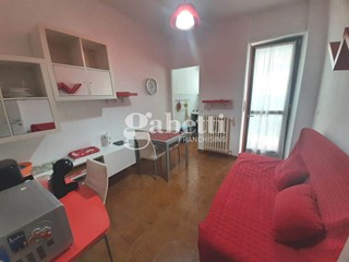 Bilocale in Affitto a Torino, 500&euro;, 60 m², arredato, con Box