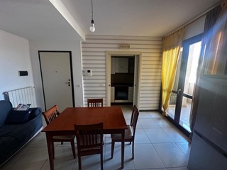 Trilocale in Vendita a Modica, zona FRIGINTINI, 75'000&euro;, 70 m², arredato