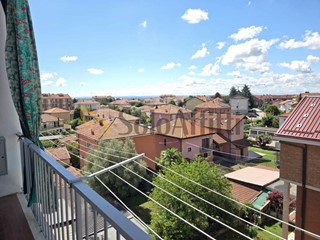 Trilocale in Affitto a Chieri, zona Via Roaschia, 560&euro;, 85 m², arredato