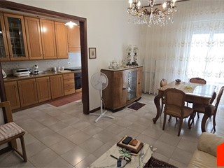 Quadrilocale in Vendita a Alcamo, 70'000&euro;, 100 m²