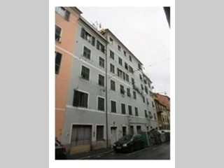 Trilocale in Vendita a Genova, 9'600&euro;, 32 m²