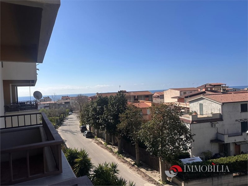 Appartamento in Vendita a Bova Marina, 130 m²