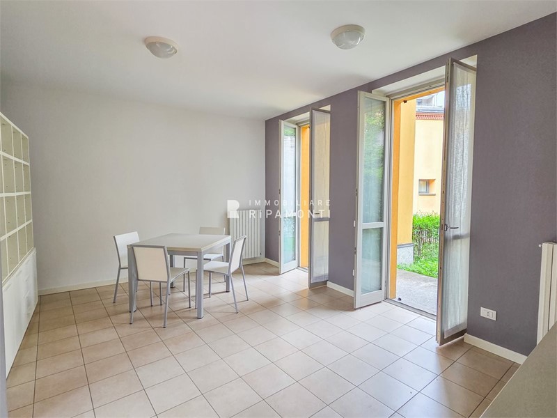 Bilocale in Affitto a Lecco, 750&euro;, 90 m²