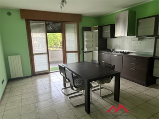 Trilocale in Vendita a Treviglio, 154'000&euro;, 70 m²