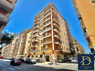Quadrilocale in Vendita a Taranto, 79'000&euro;, 120 m²