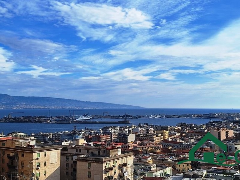 Trilocale in Vendita a Messina, 208'000&euro;, 75 m²