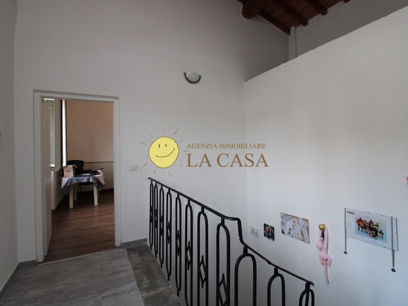 Trilocale in Vendita a Figline e Incisa Valdarno, zona Incisa, 115'000&euro;, 65 m²