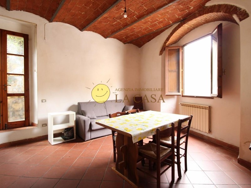 Bilocale in Vendita a Figline e Incisa Valdarno, zona Incisa, 68'000&euro;, 55 m²