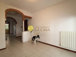 Quadrilocale in Vendita a Figline e Incisa Valdarno, zona Matassino, 135'000&euro;, 60 m², con Box