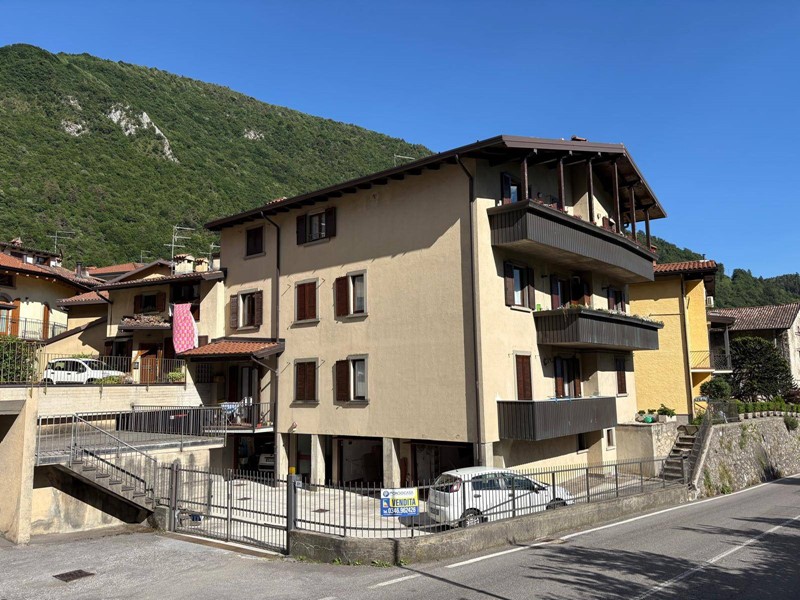Quadrilocale in Vendita a Villa d'Ogna, 135'000&euro;, 120 m²