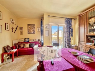 Appartamento in Vendita a San Lorenzo al Mare, 295'000&euro;, 86 m², con Box