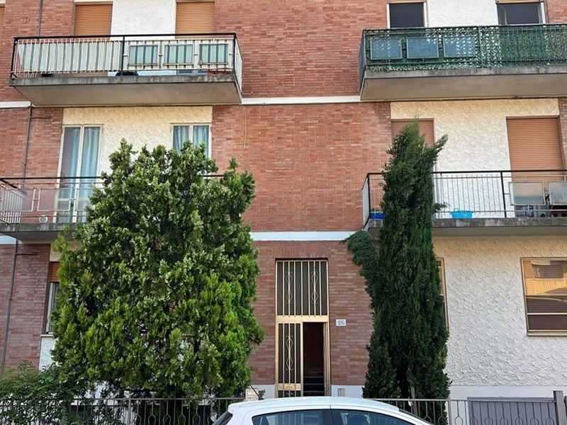 Quadrilocale in Vendita a Ferrara, 130'000&euro;, 85 m²