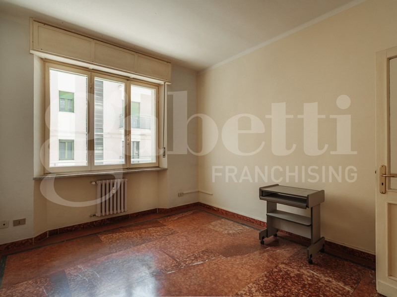 Appartamento in Vendita a Pinerolo, 139'000&euro;, 133 m²