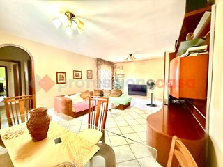Quadrilocale in Vendita a Acerra, 125'000&euro;, 110 m²