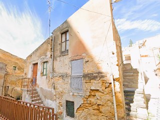 Monolocale in Vendita a Agrigento, 8'000&euro;, 35 m²