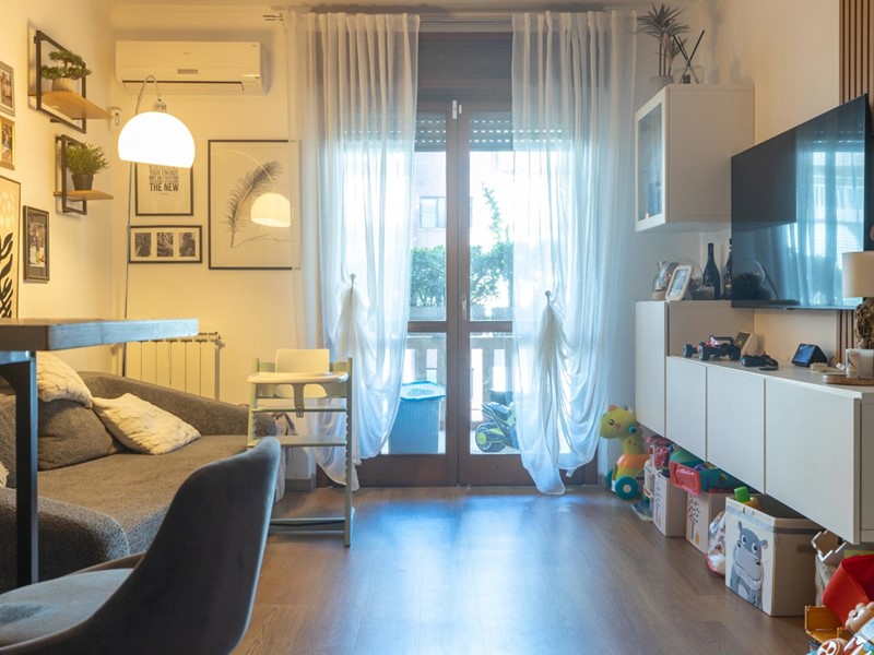 Trilocale in Vendita a Roma, 220'000&euro;, 60 m²