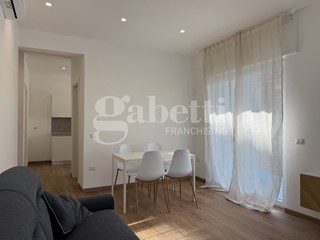Bilocale in Affitto a Napoli, 900&euro;, 69 m², arredato