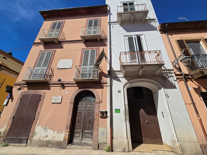 Quadrilocale in Vendita a Giulianova, 130'000&euro;, 130 m²