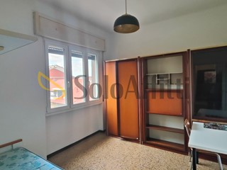 Quadrilocale in Affitto a Pavia, zona Stazione, 950&euro;, 90 m², arredato