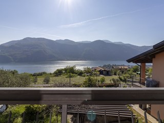 Quadrilocale in Vendita a Abbadia Lariana, 300'000&euro;, 120 m²