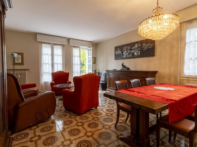 Trilocale in Affitto a Mandello del Lario, 900&euro;, 120 m²