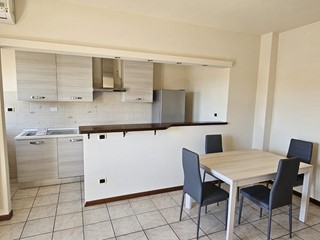 Trilocale in Affitto a Ponsacco, 600&euro;, 65 m², arredato, con Box