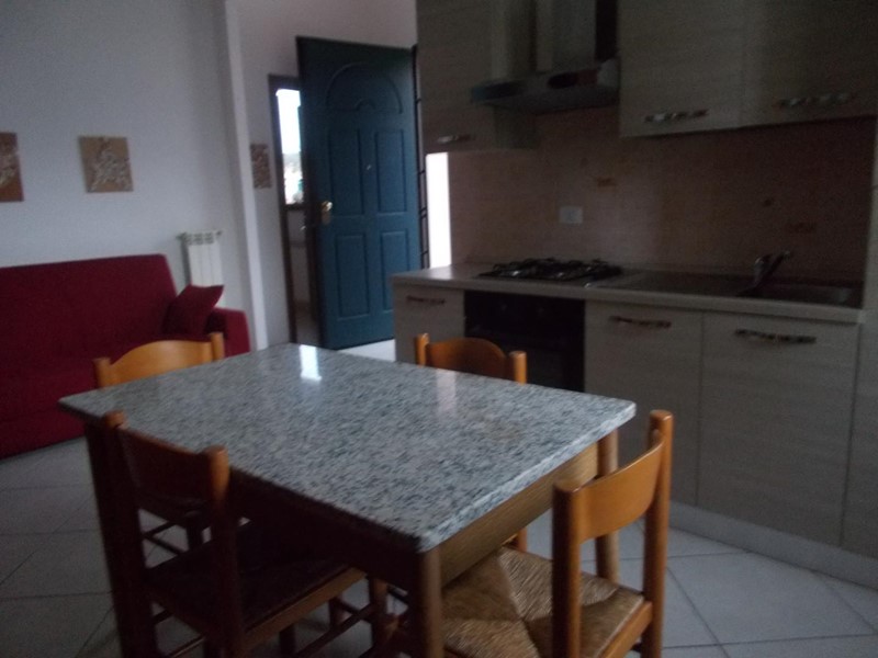 Trilocale in Affitto a Pontedera, zona Santa Lucia, 600&euro;, 61 m², arredato