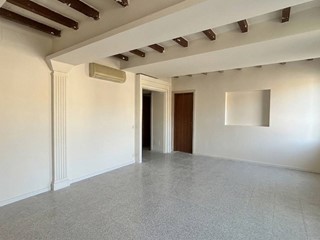 Quadrilocale in Vendita a Medesano, 125'000&euro;, 133 m²