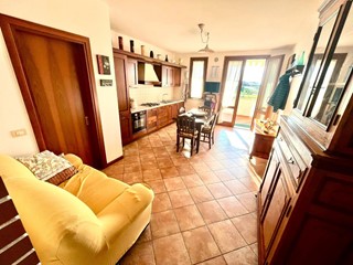 Bilocale in Vendita a Montopoli in Val d'Arno, zona San Romano, 120'000&euro;, 50 m²