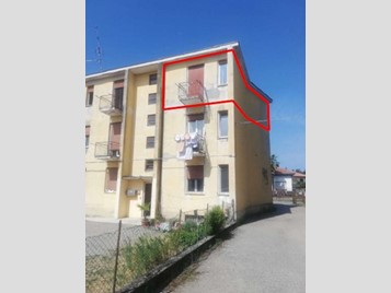 Quadrilocale in Vendita a Cerano, 21'375&euro;, 76 m²