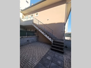 Bilocale in Vendita a Santa Croce sull'Arno, 89'000&euro;, 45 m², arredato
