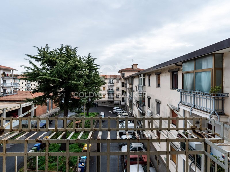 Appartamento in Vendita a Acireale, 55'000&euro;, 117 m²