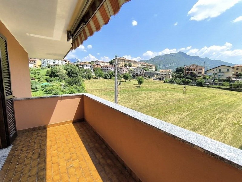 Quadrilocale in Vendita a Civate, 223'000&euro;, 124 m²