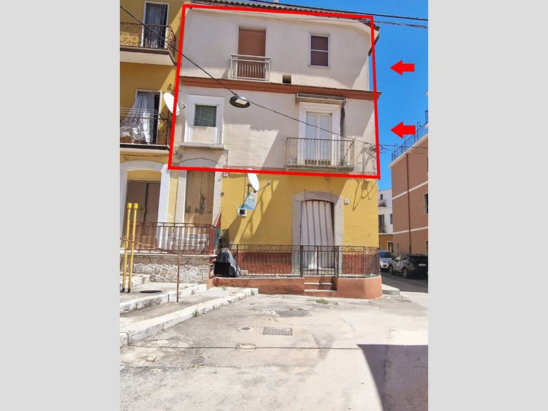 Quadrilocale in Vendita a San Nicandro Garganico, 20'000&euro;, 112 m²