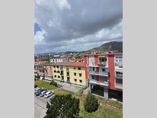 Trilocale in Vendita a Napoli, 200'000&euro;, 90 m²