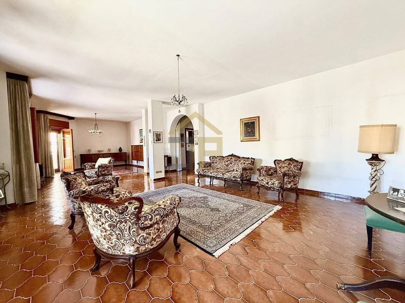 Appartamento in Vendita a Isola delle Femmine, 198'000&euro;, 253 m²