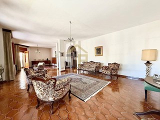 Appartamento in Vendita a Isola delle Femmine, 198'000&euro;, 253 m²