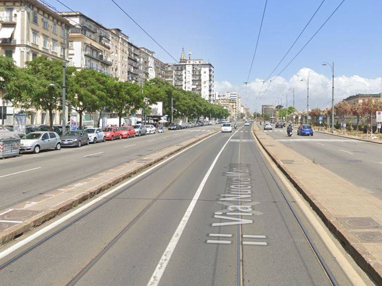 Appartamento in Vendita a Napoli, 3'200'000&euro;, 2183 m²