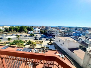 Trilocale in Vendita a Mondragone, 100'000&euro;, 83 m²