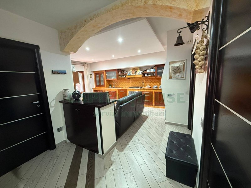 Trilocale in Vendita a Baronissi, 140'000&euro;, 60 m²