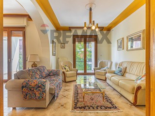 Appartamento in Vendita a Sassari, 130'000&euro;, 146 m²