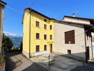 Bilocale in Vendita a Tonezza del Cimone, 25'000&euro;, 57 m²